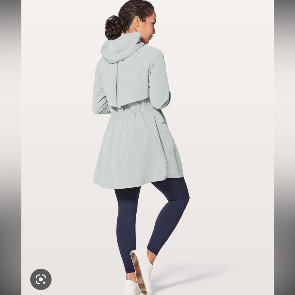 Pack and Glyde Jacket in Silver Drop color